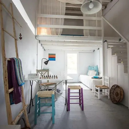 Plori House