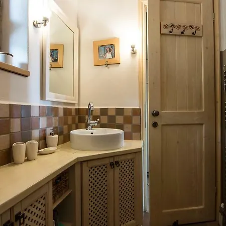 Country house Plori House